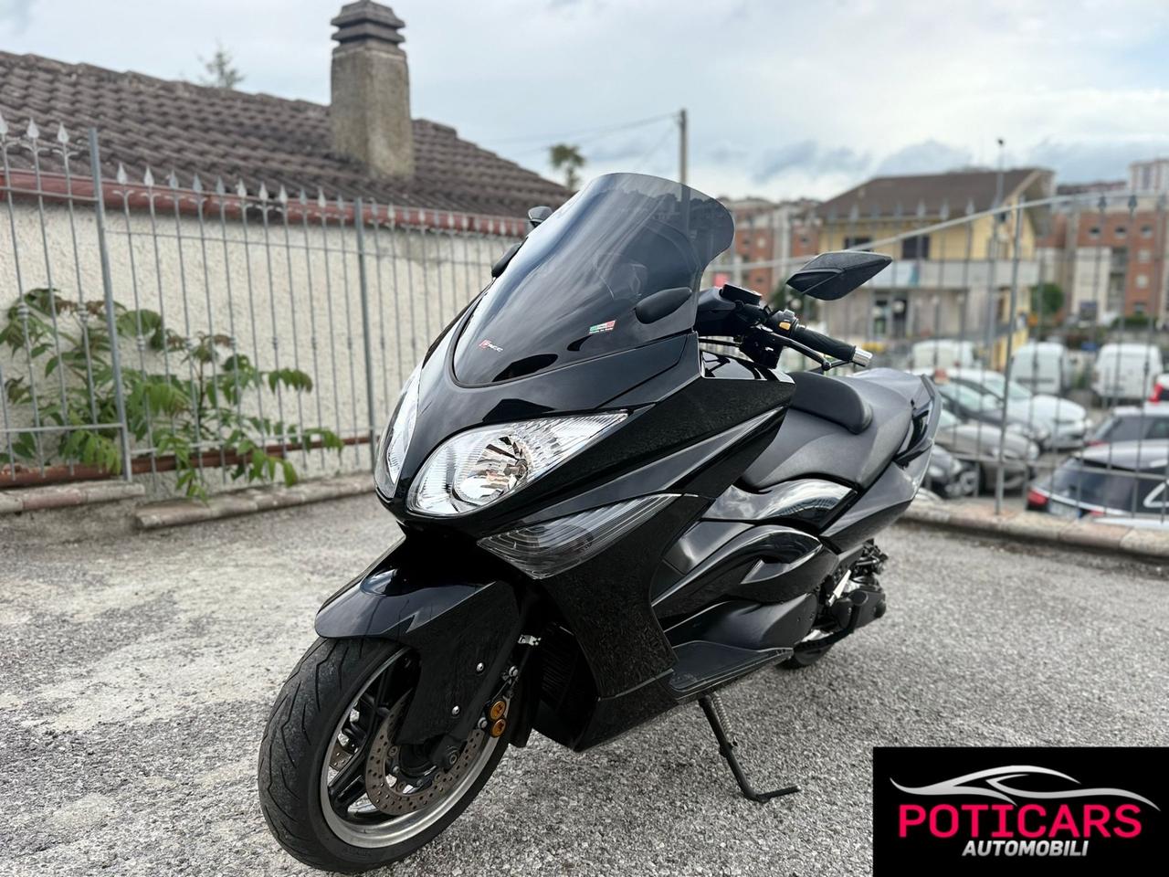 YAMAHA TMAX 500