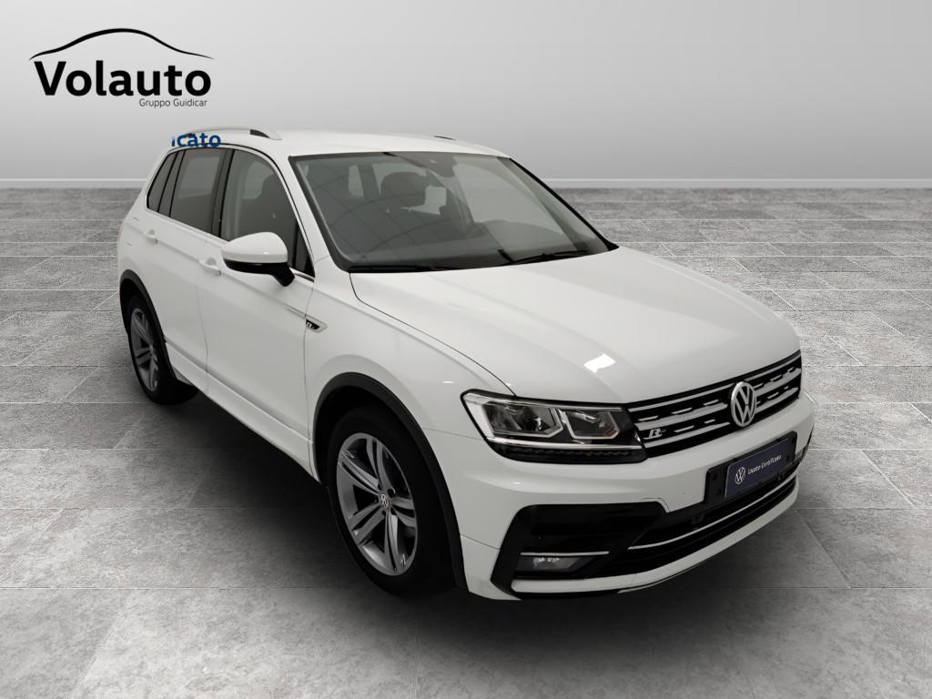 VOLKSWAGEN Tiguan II 2016 - Tiguan 1.5 tsi R-LINE 130cv