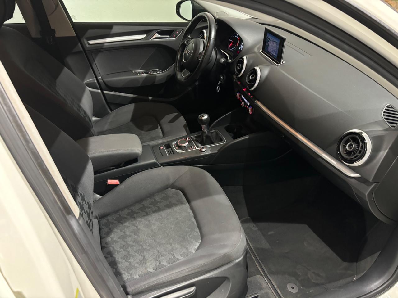 Audi A3 Sportback 1.6 tdi 105cv