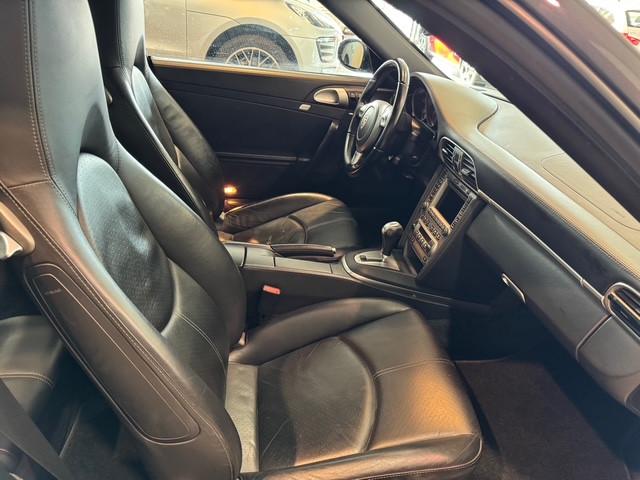 Porsche 911 Coupe 3.8 Carrera 4S