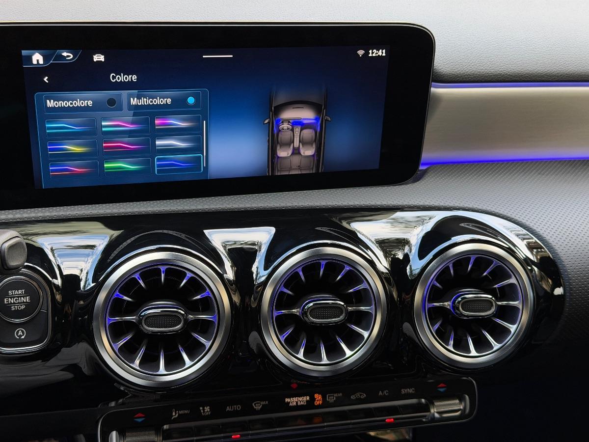 New Mercedes Classe A 220 4Matic Premium AMG Night Edition 190CV