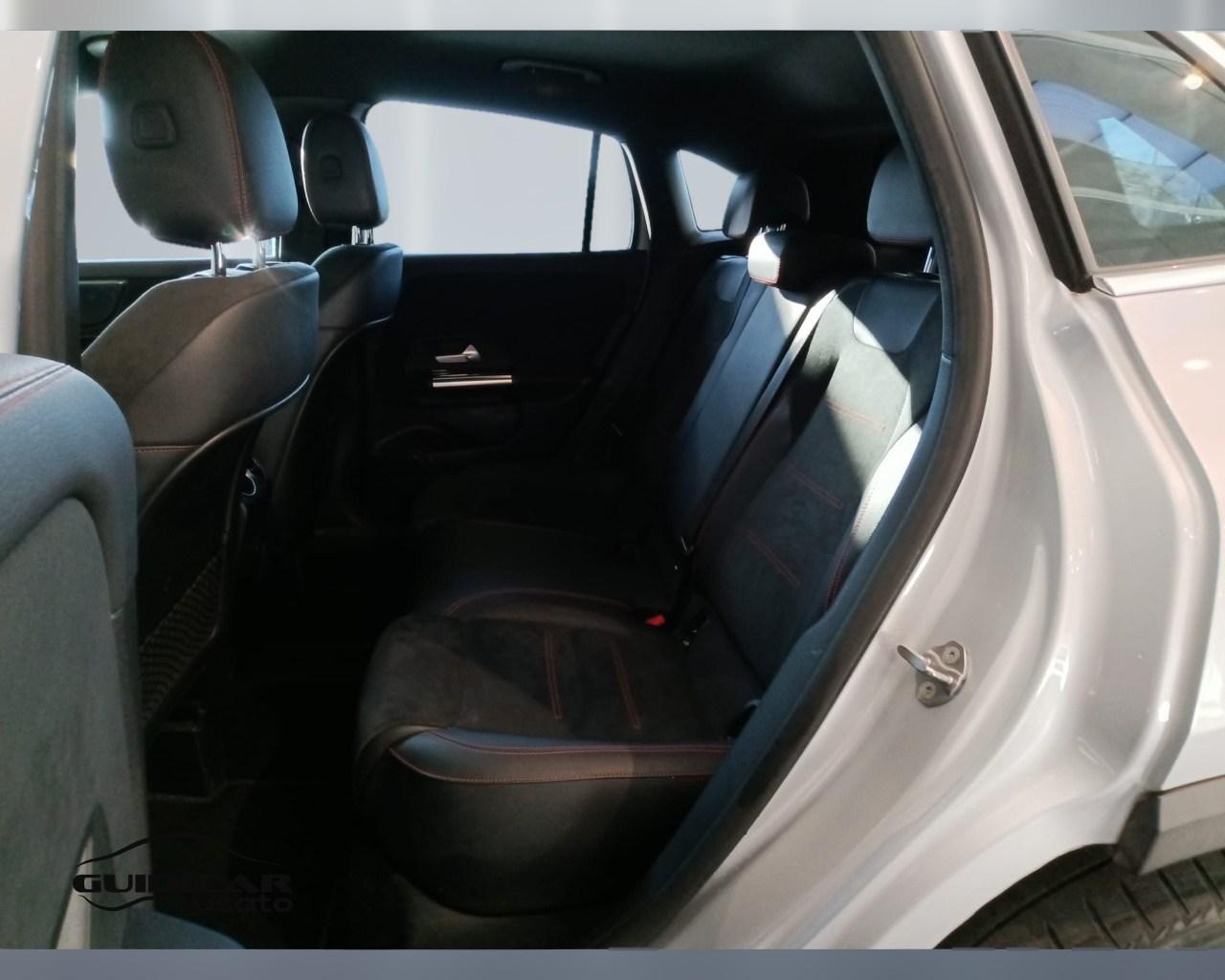 Mercedes-Benz GLA-H247 2020 - GLA 180 d Premium auto