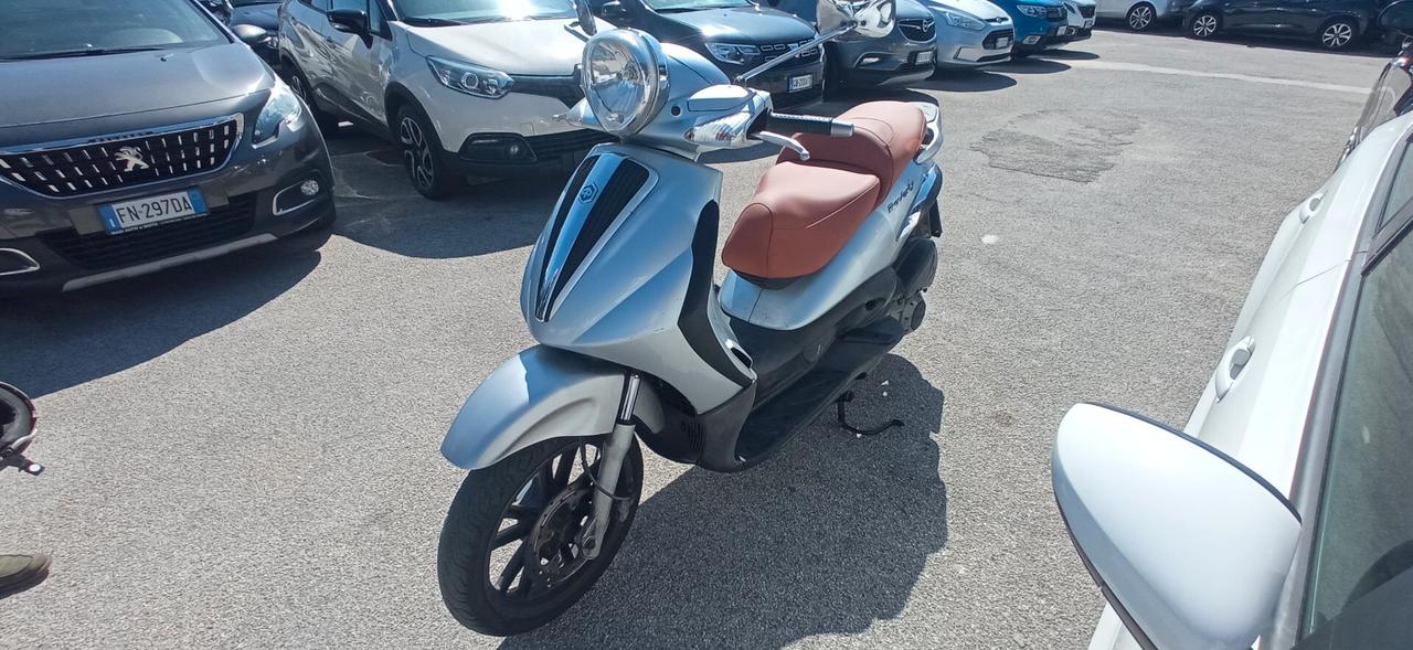 Piaggio Beverly 300