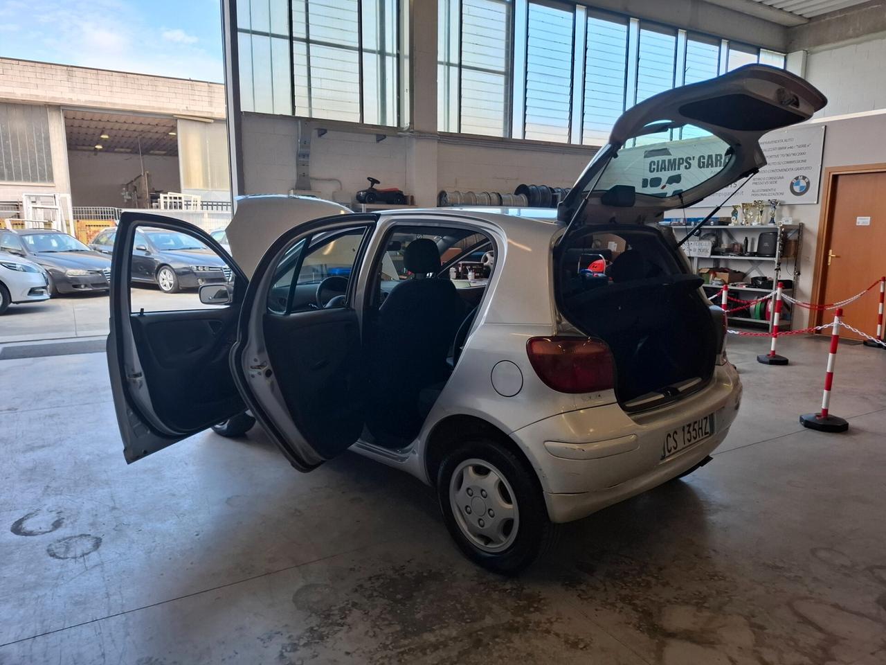 Toyota Yaris 1.4 tdi D-4D cat 5 porte Expo Clima
