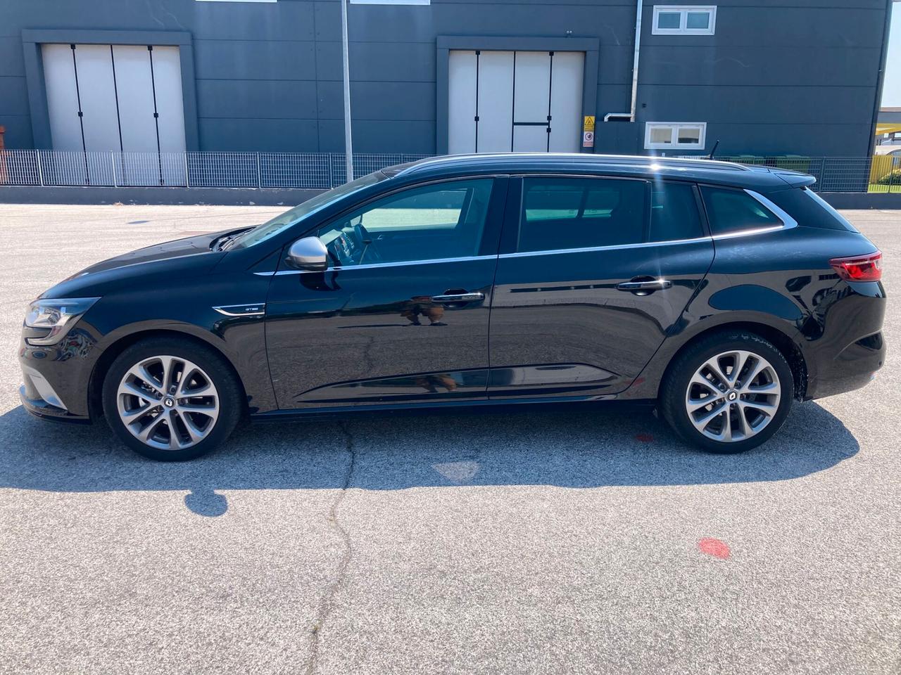 Renault Megane Mégane Sporter Blue dCi 115 CV Duel2