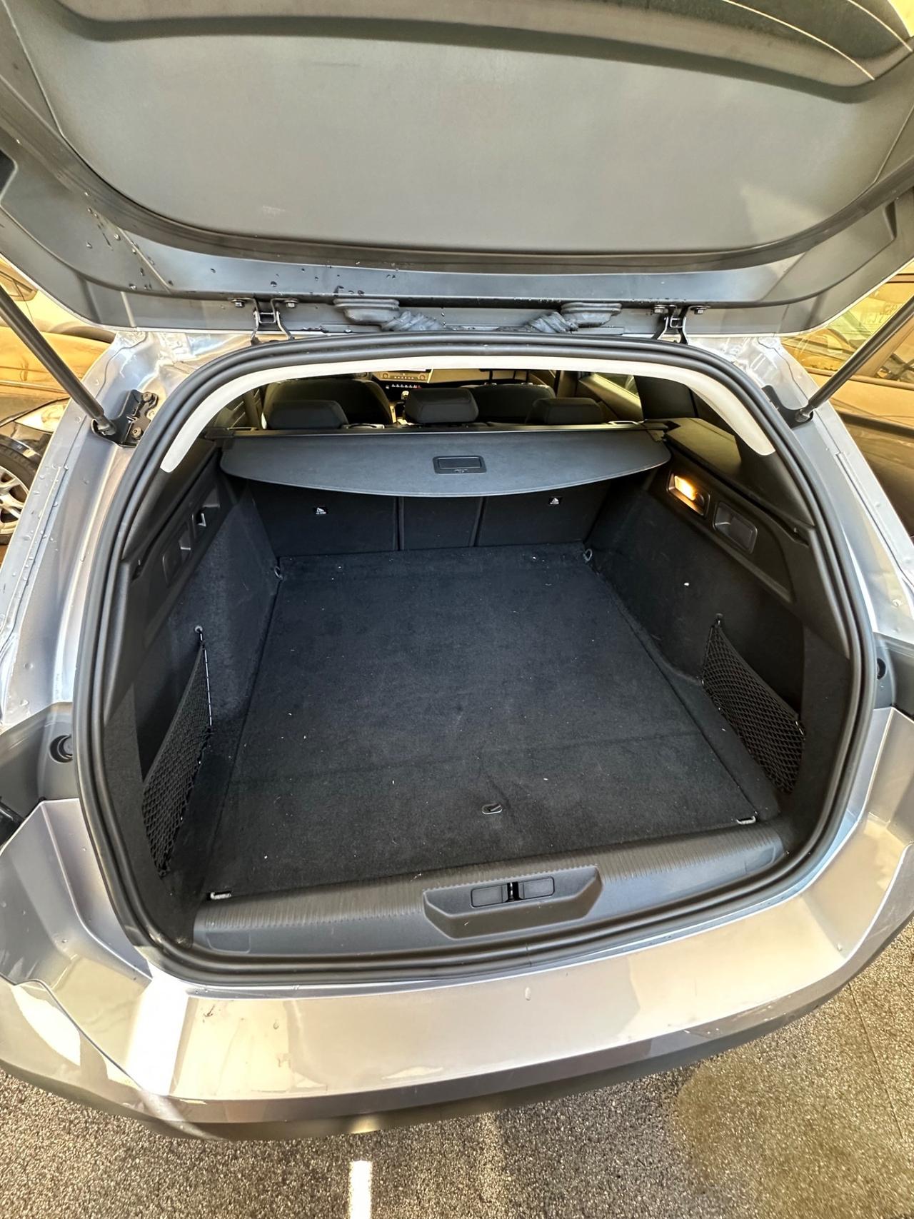 Peugeot 308 BlueHDi 130 S&S SW Allure Pack