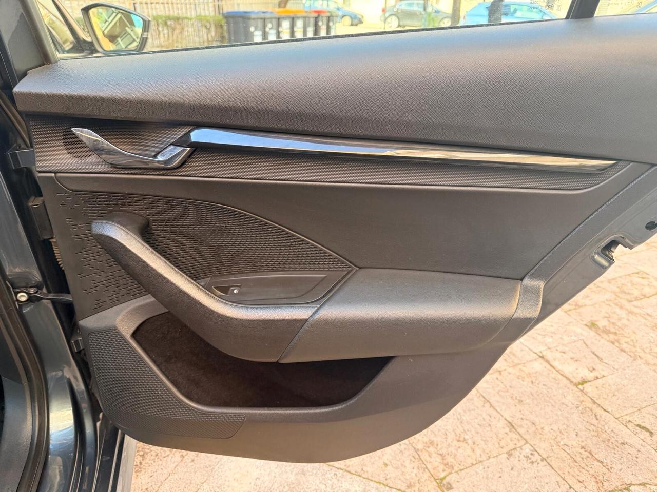 Skoda Octavia 2.0 TDI DSG Wagon Executive 02/2021