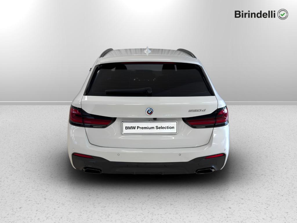 BMW Serie 5(G30/31/F90) - 520d 48V Touring Msport