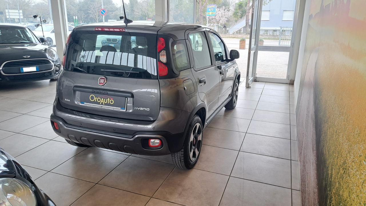 Fiat Panda 1.0 FireFly S&S Hybrid City Cross