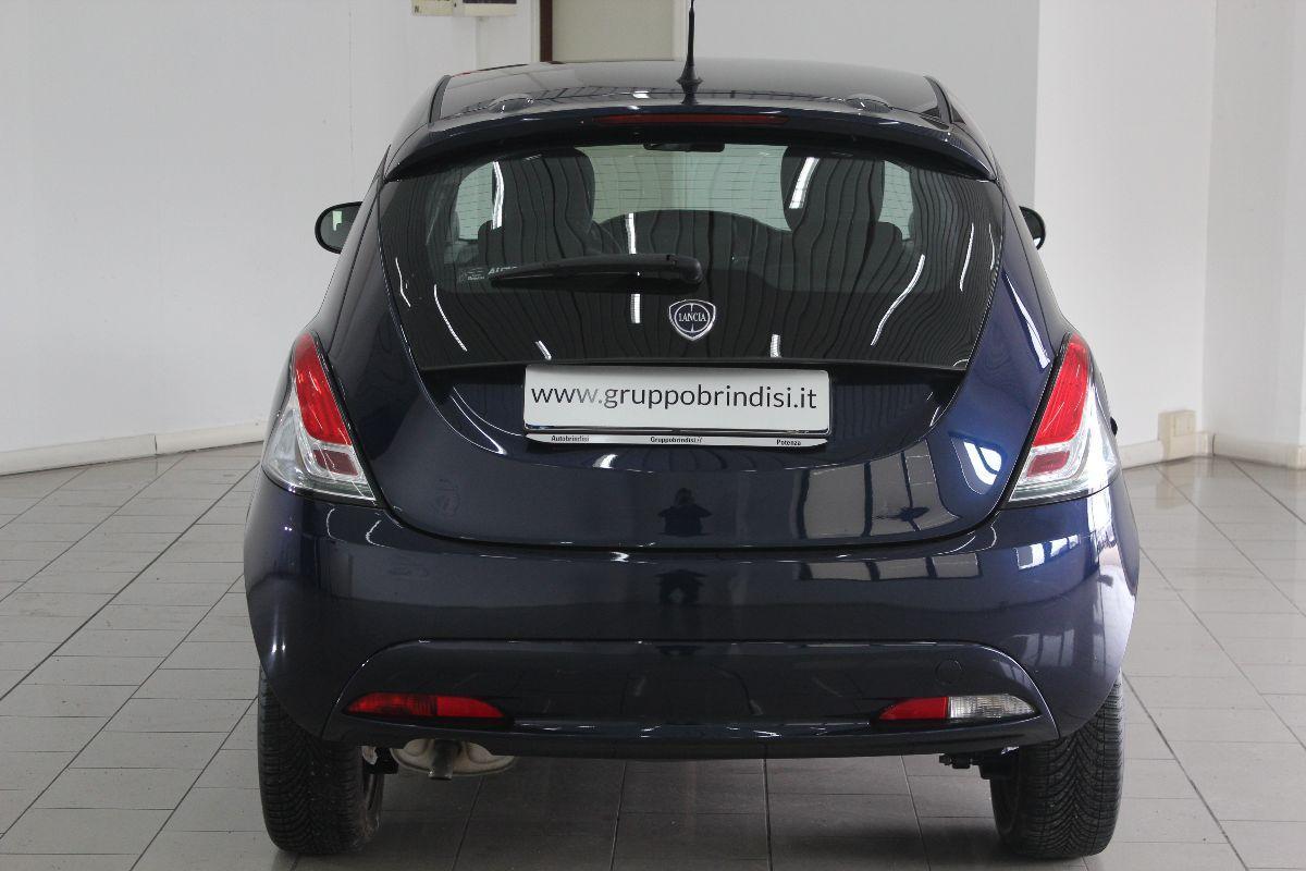 LANCIA - Ypsilon - 1.2 69 CV 5p. Silver