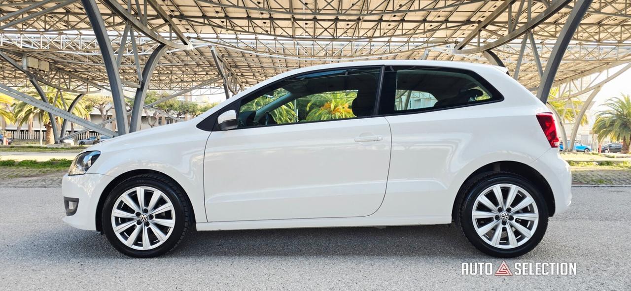 Volkswagen Polo 1.6 Tdi. (Ok.Neopatentati)