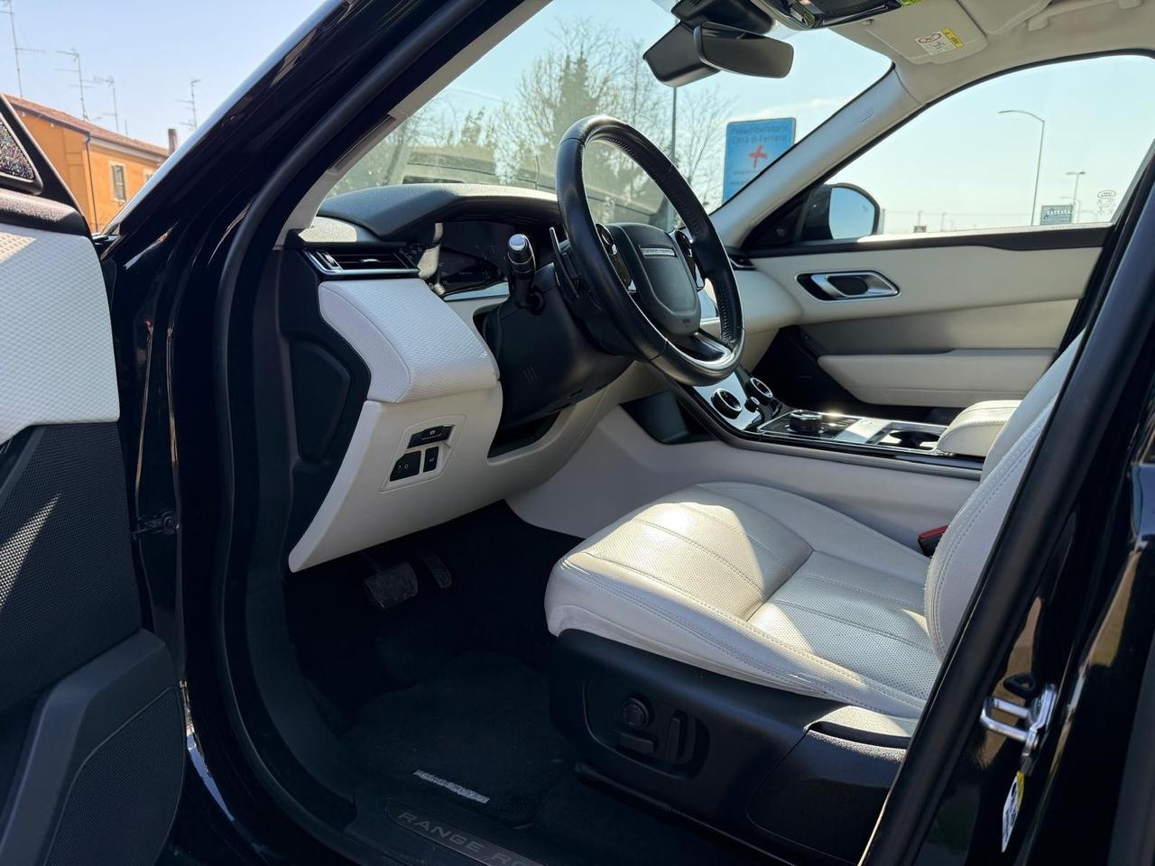Land Rover Range Velar 2.0D I4 240 CV HSE