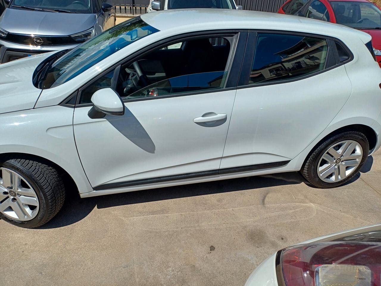 Renault Clio TCe 90 (ADATTA PER NEOPATENTATI)