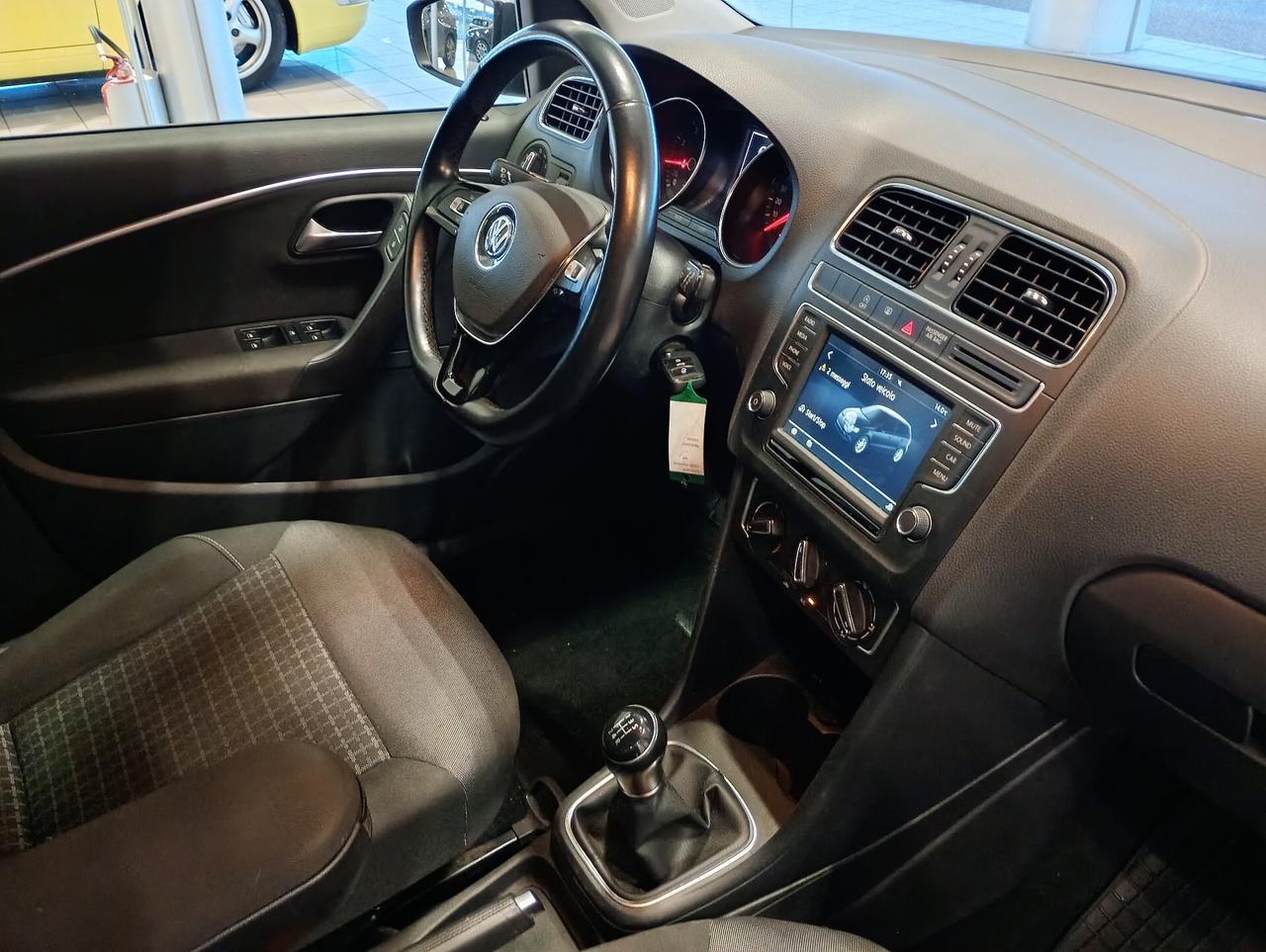 Volkswagen Polo 1.0 5p. 60cv BMT R-LINE