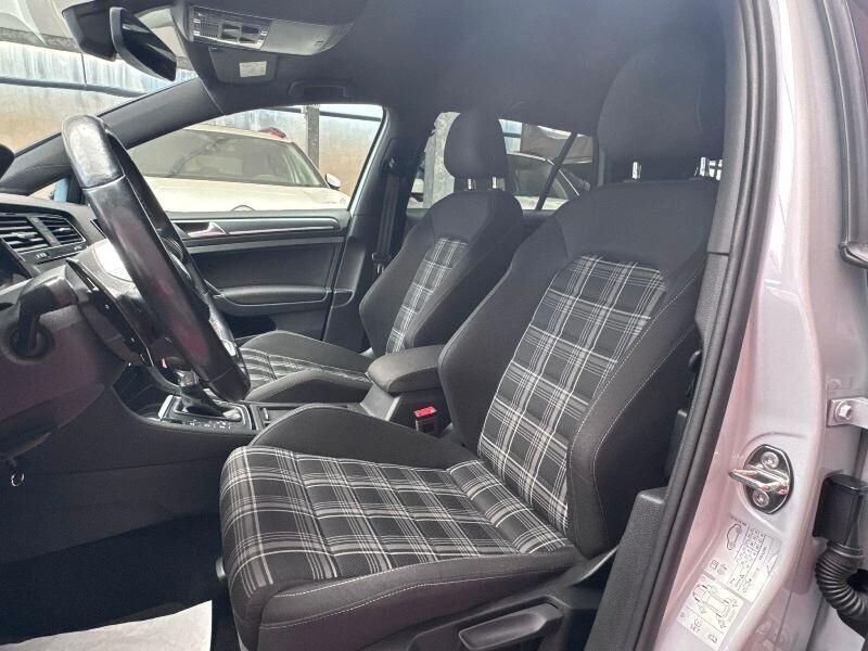 Volkswagen Golf GTD 2.0 TDI DSG 5p. BlueMotion Technology