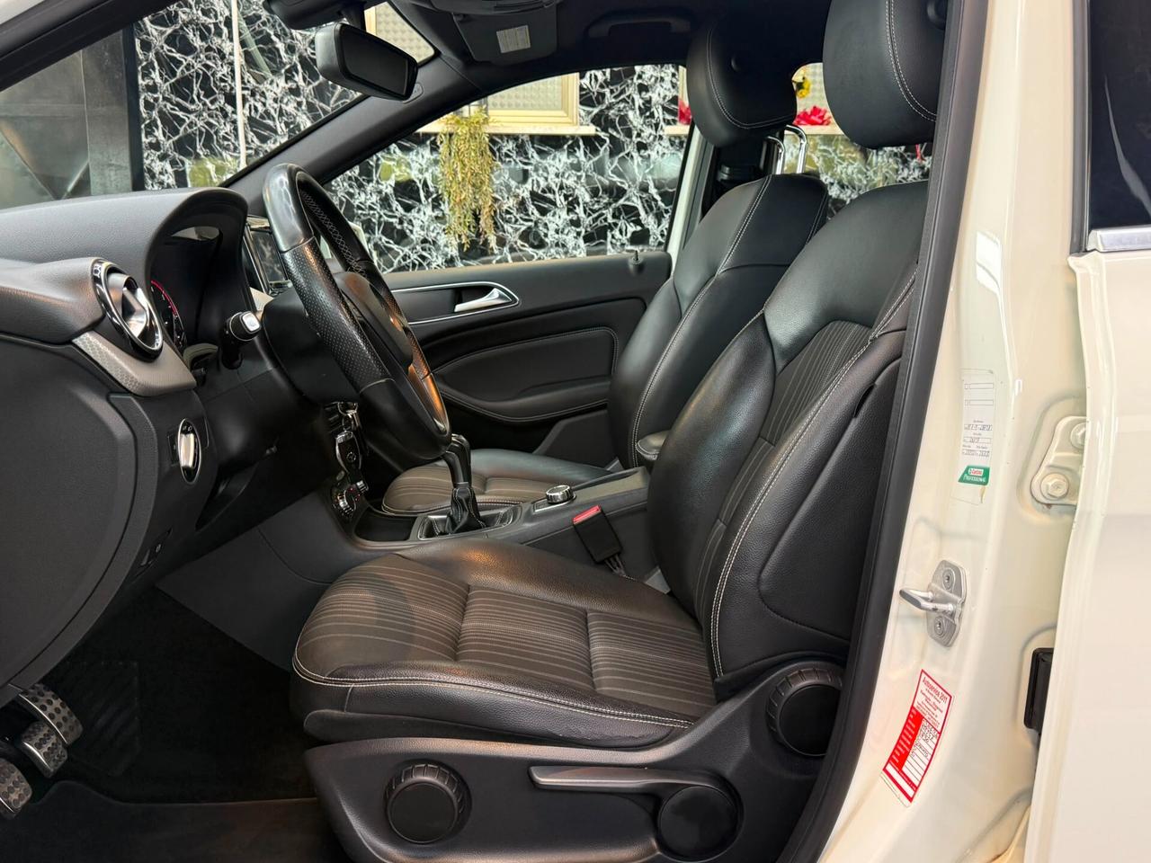 Mercedes-benz B 180 CDI BlueEFFICIENCY Premium