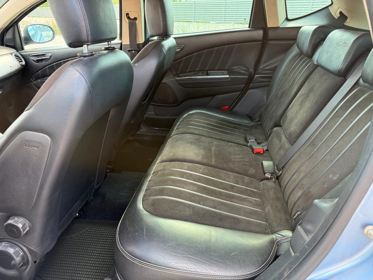 Lancia Delta 1.6 MJT DPF Platino