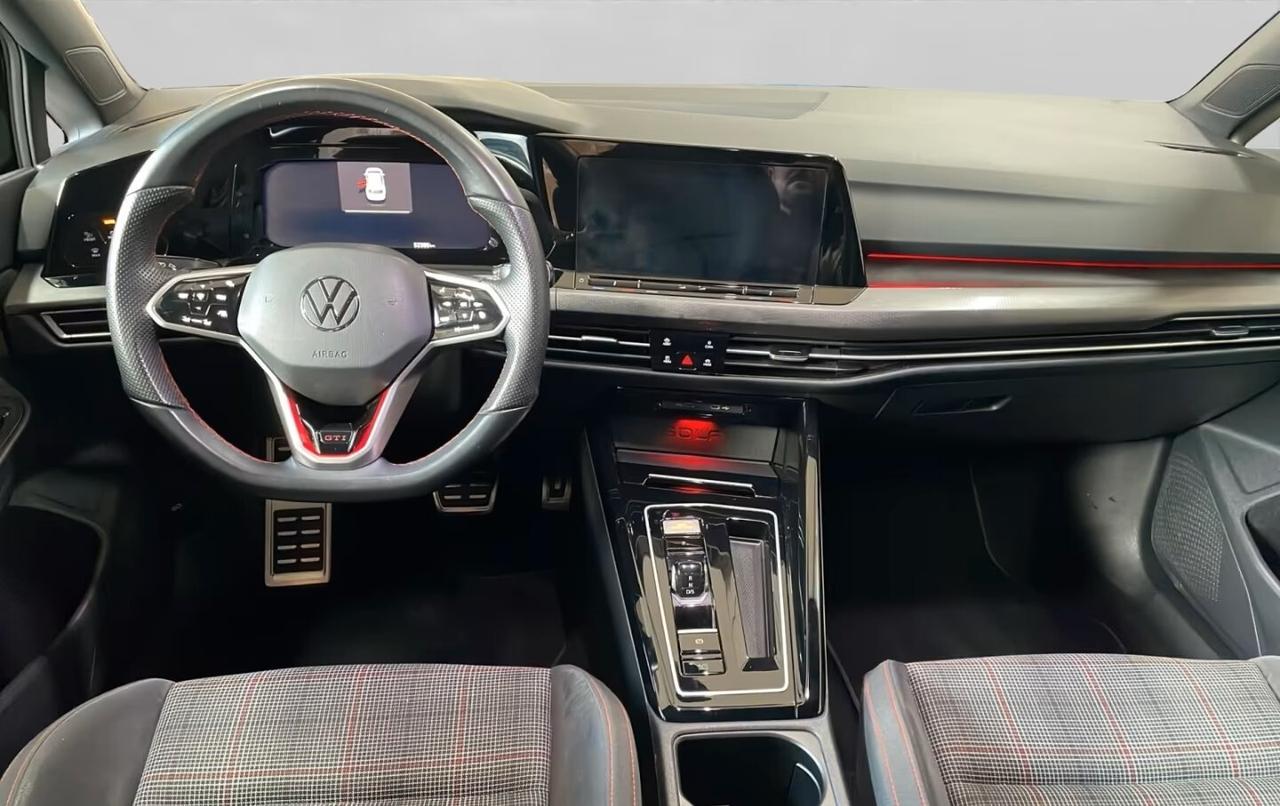 Volkswagen Golf GTI 2.0 TSI DSG