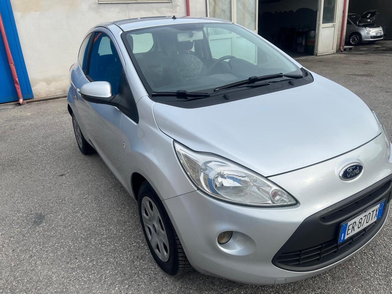 Ford ka 1.2 benz .-full opt-2013