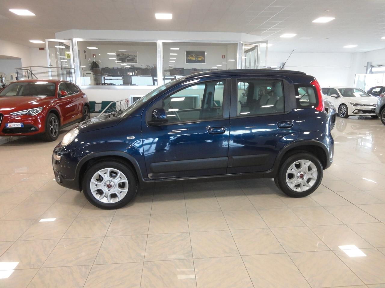 FIAT PANDA Trekking Metano 0.9 TwinAir Turbo 80cv Natural Power Euro 5B
