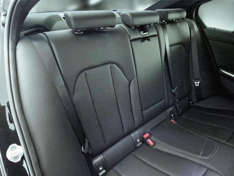 BMW 318 48V MSPORT AUTO 4 PORTE BERLINA