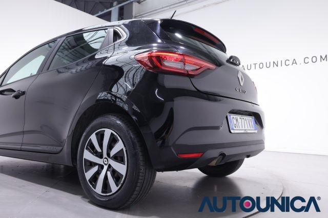RENAULT Clio TCE 90 CV 5 PORTE EQUILIBRE NEOPATENTATI FARI LED