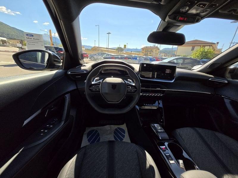 Peugeot 2008 PureTech 130 S&S EAT8 Allure