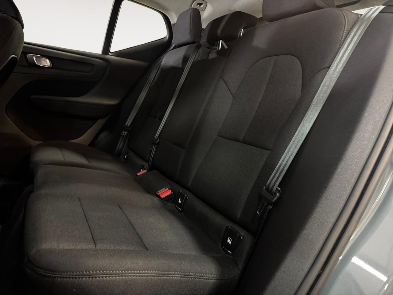 VOLVO XC40 2.0 d3 Momentum Core auto