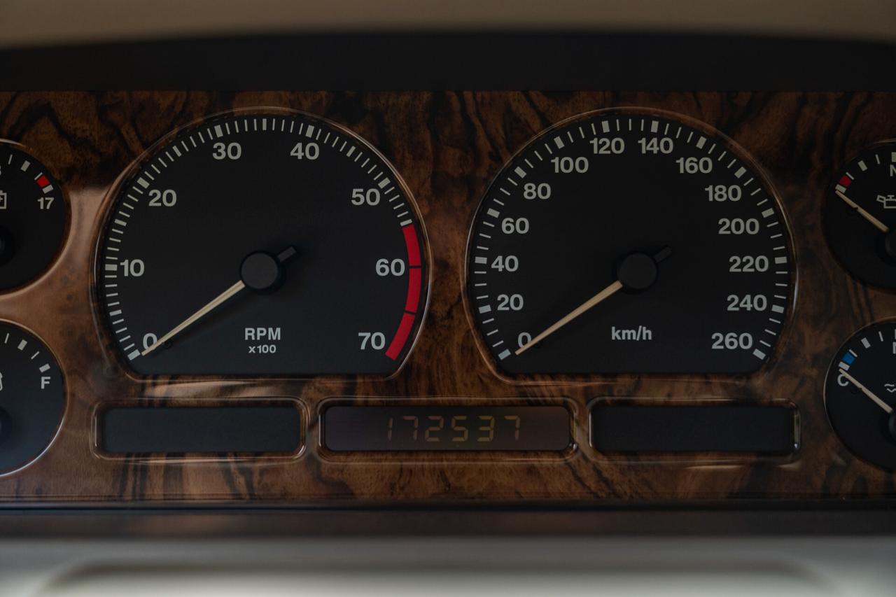 Jaguar XJ6 3.2 MANUALE - JAG00085
