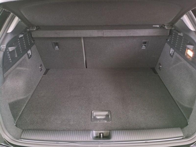 Audi Q2 2.0 30 TDI BUSINESS S TRONIC