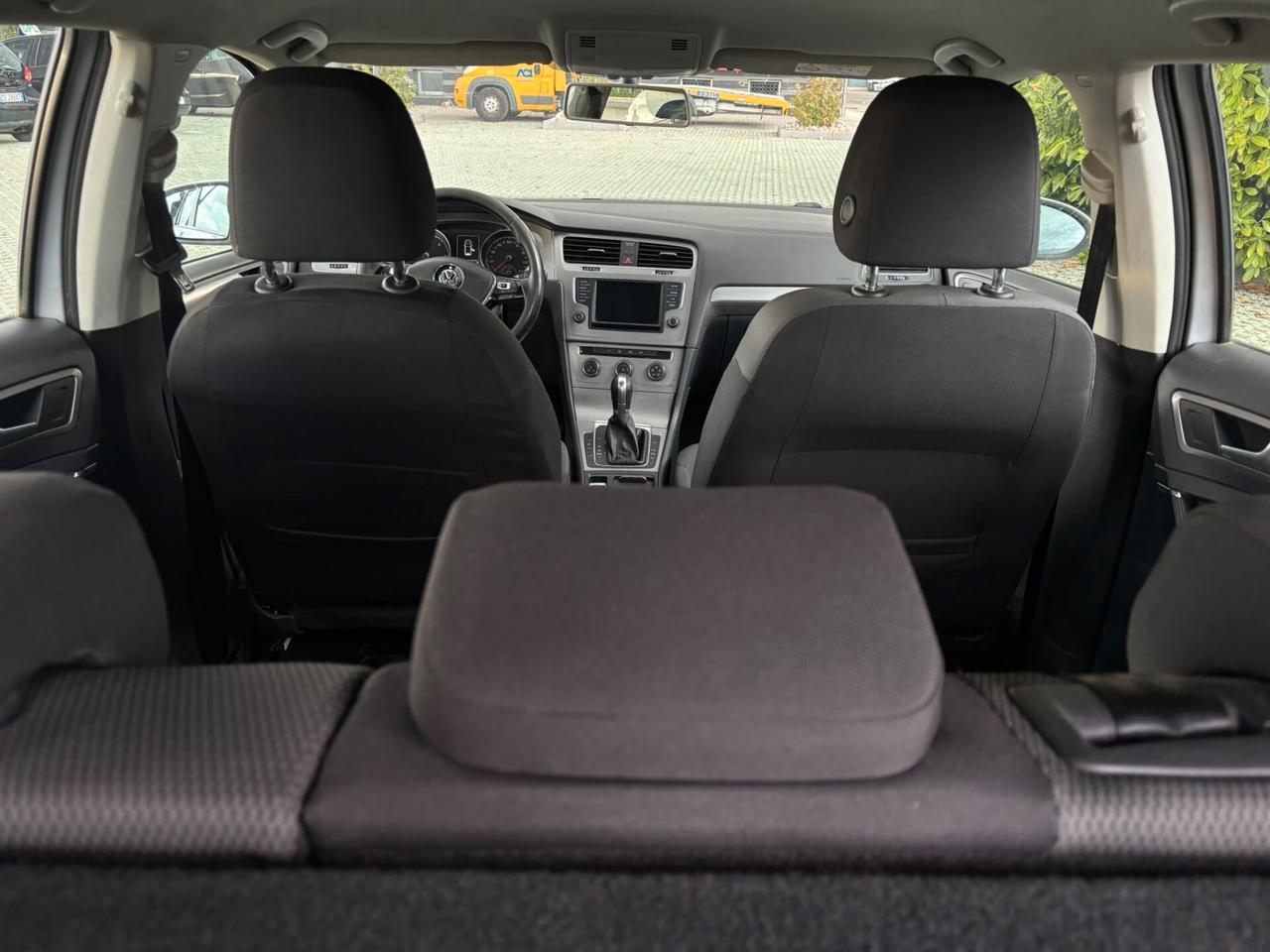 Volkswagen Golf 1.6 TDI DSG-C.AUTOMATICO-2015