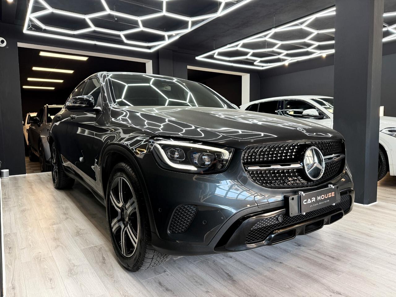 Mercedes-Benz GLC Coupé 300d 4Matic Premium Interni