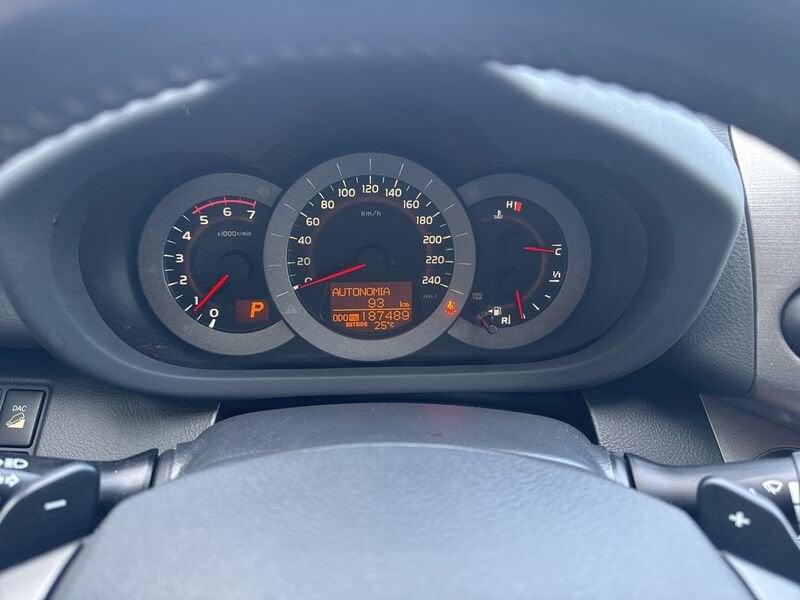 Toyota RAV4 RAV4 2.2 D-4D 4WD Style