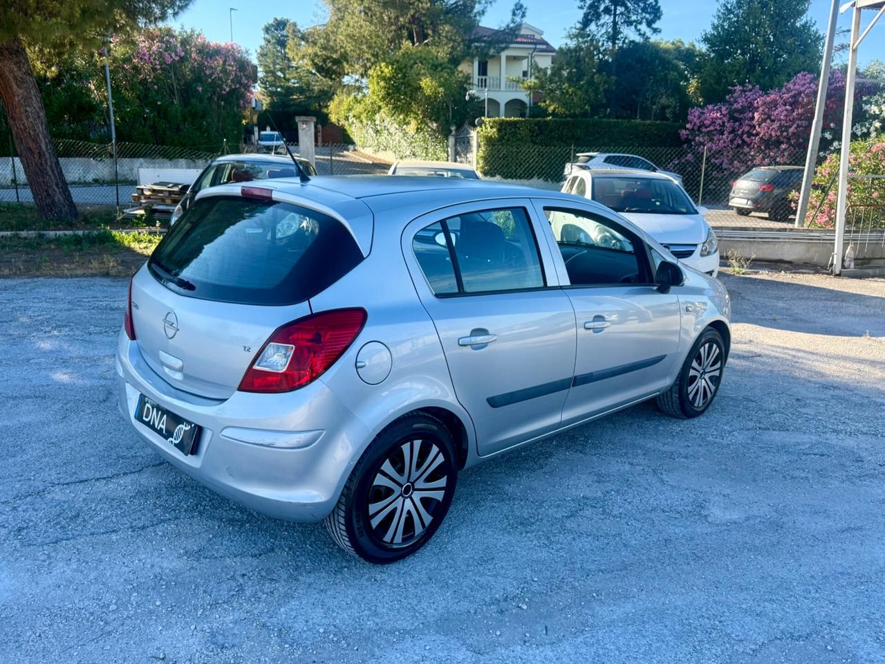 Opel Corsa 1.2 Benzina Neopatentati 130milaKM