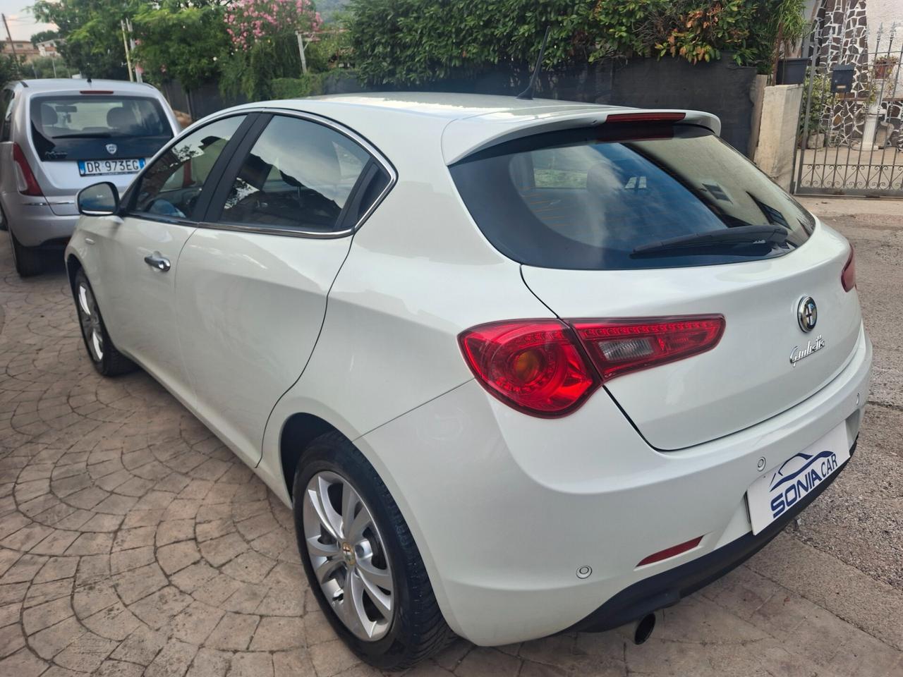 Alfa Romeo Giulietta 1.6 JTDm 120 CV