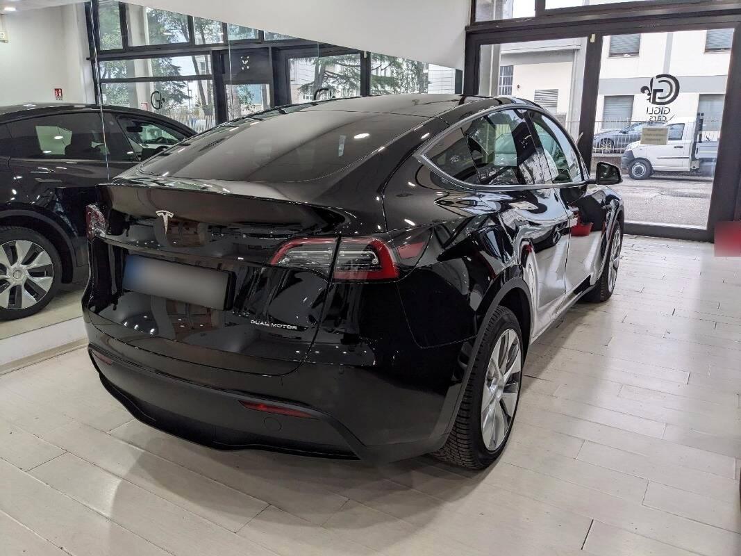 Tesla Model Y 440 cv, AWD, Tetto Panoramico, Autonomia WLTP 533km, 0-100km h 5.0 sec