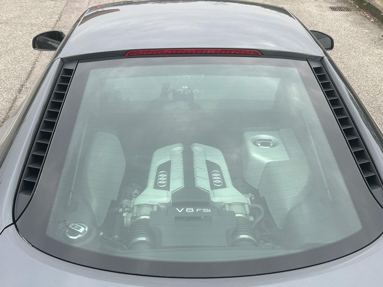 Audi R8 Plus 4.2 FSI #8771