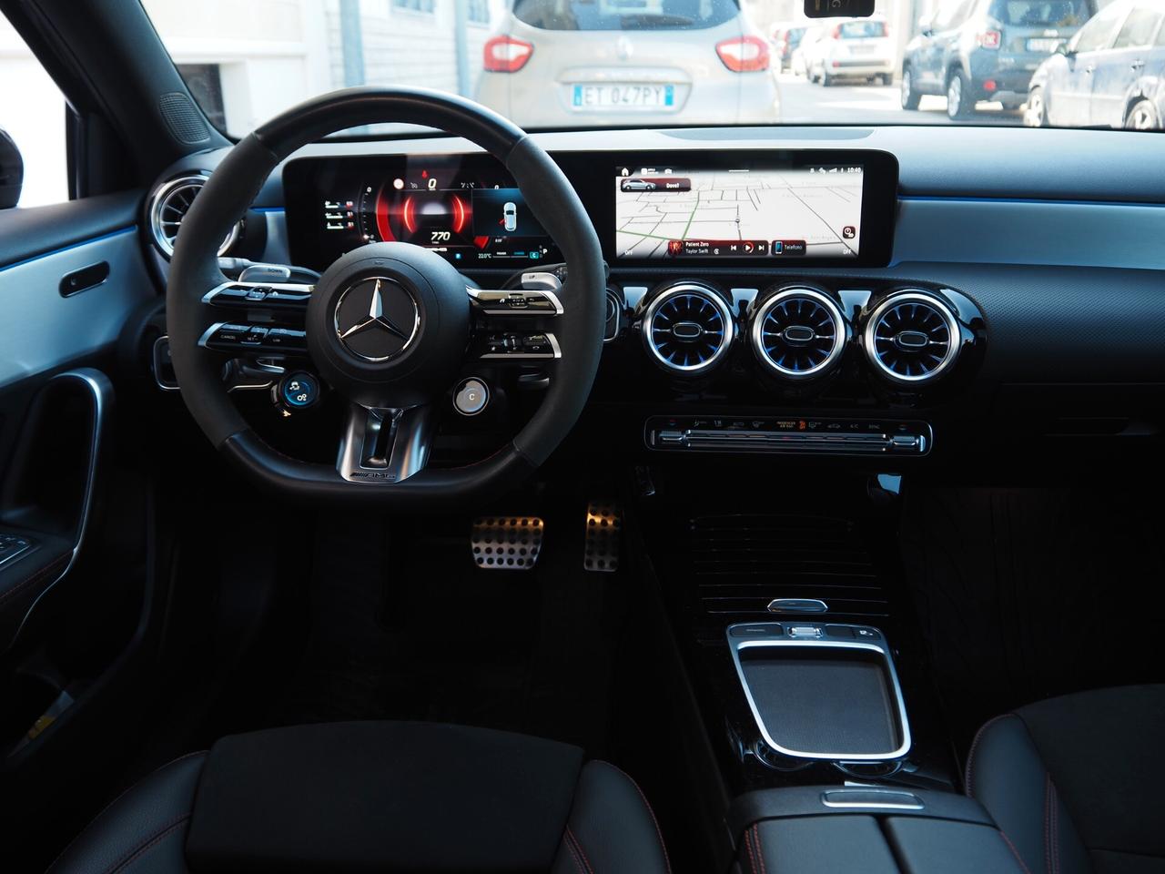 Mercedes-benz A 35 AMG Premium Plus