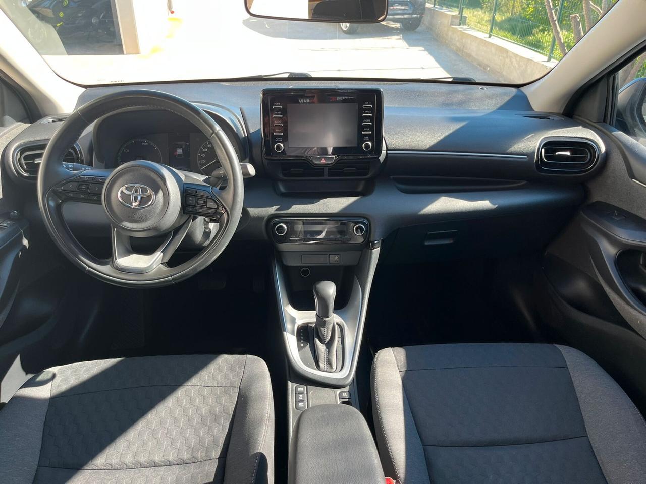Toyota Yaris 1.5 Hybrid 5 porte Business