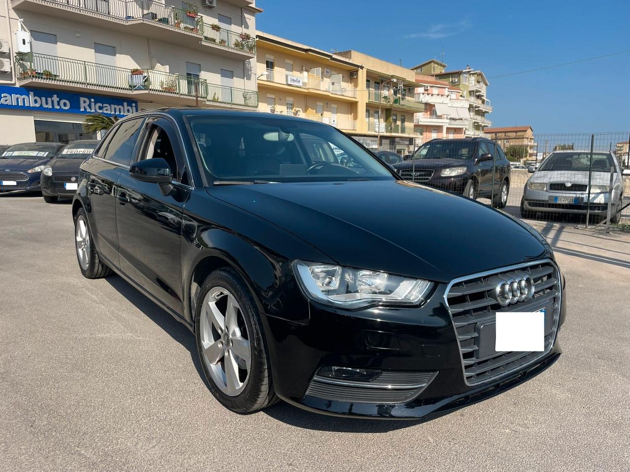 Audi A3 SPB 1.6 TDI clean diesel Attraction
