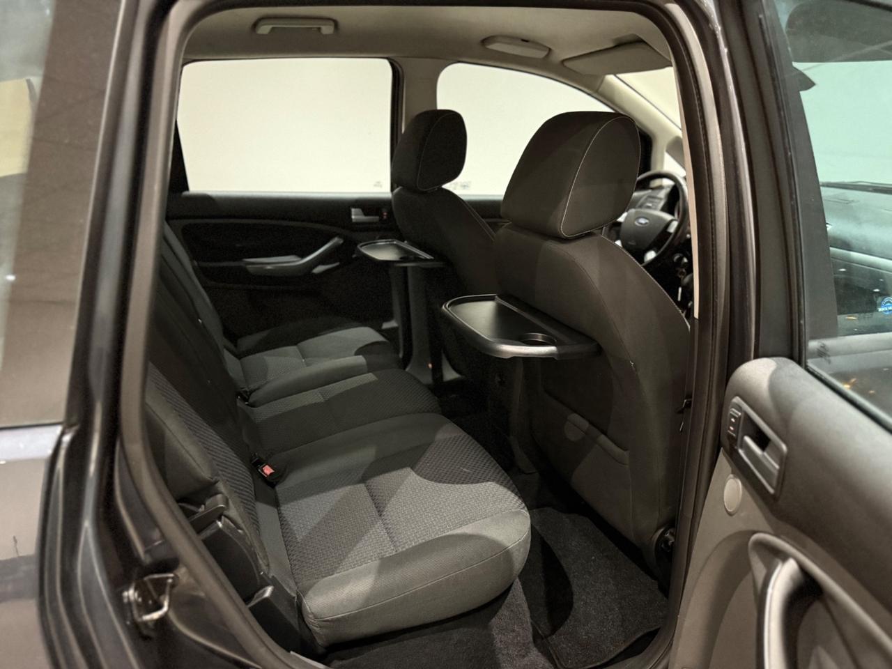 Ford C-Max 1.6 TDCi 90 CV Titanium Per Neopatentati
