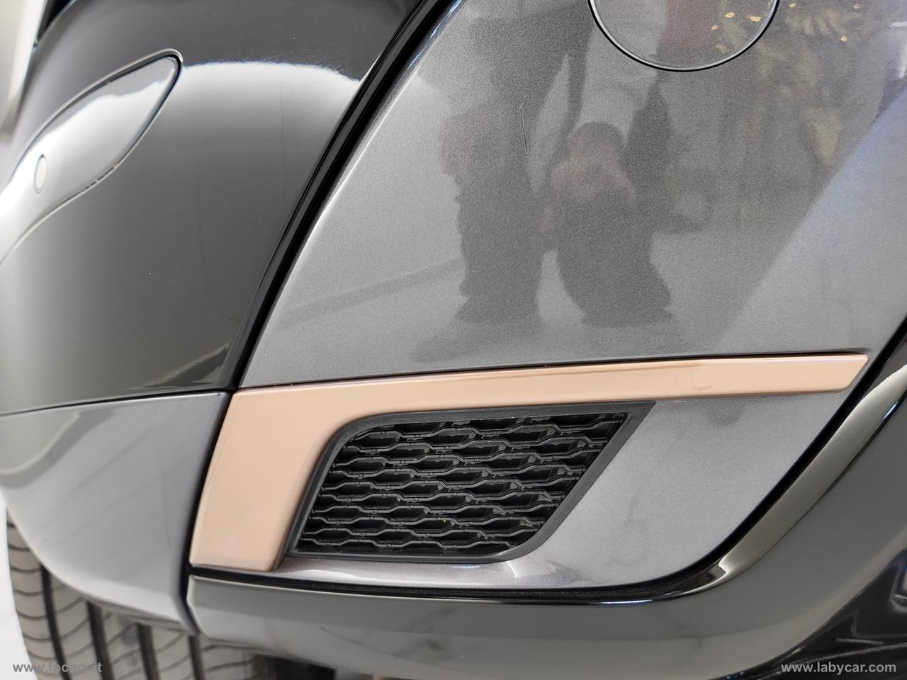 LAND ROVER RR Evoque 2.0D L.Flw 150 AWD Au. R-Dyn.