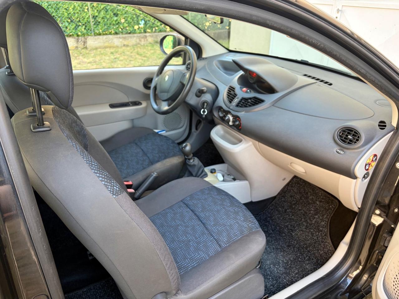 Renault Twingo 1.2 8V