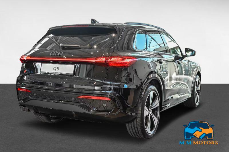 AUDI Q5 TDI quattro S tronic