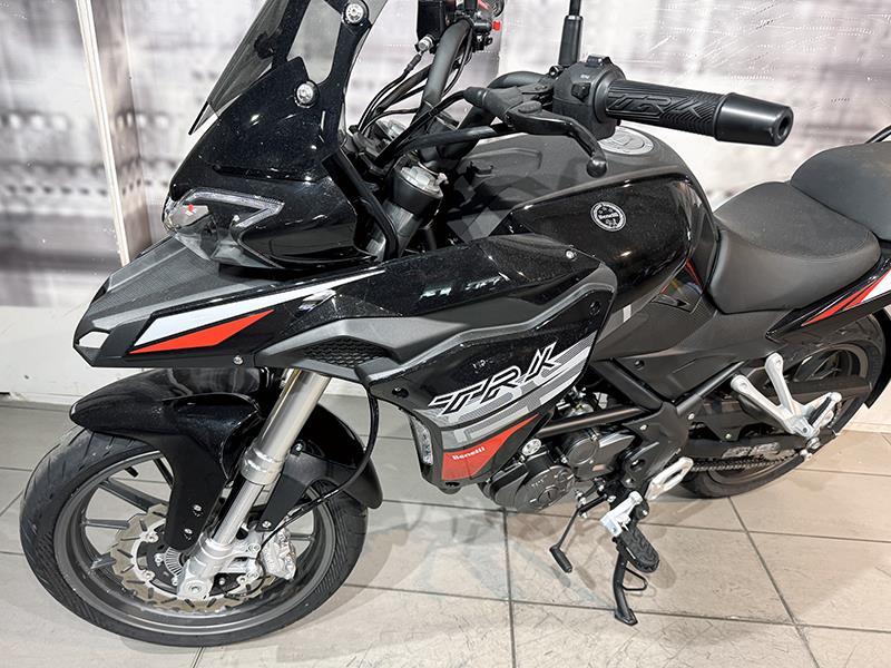 Benelli TRK 251