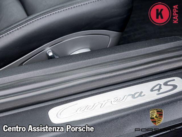 Porsche 911 3.8 Carrera 4S Coupé