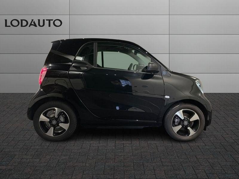 smart fortwo EQ Passion 22kw