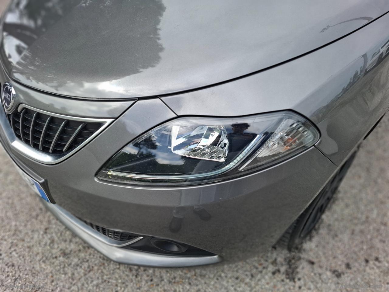 LANCIA Ypsilon 1.0 FireFly 5p.S&S Hybrid Silver