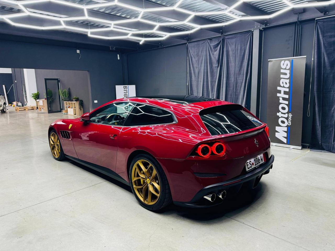 Ferrari GTC4 Lusso GTC4Lusso T