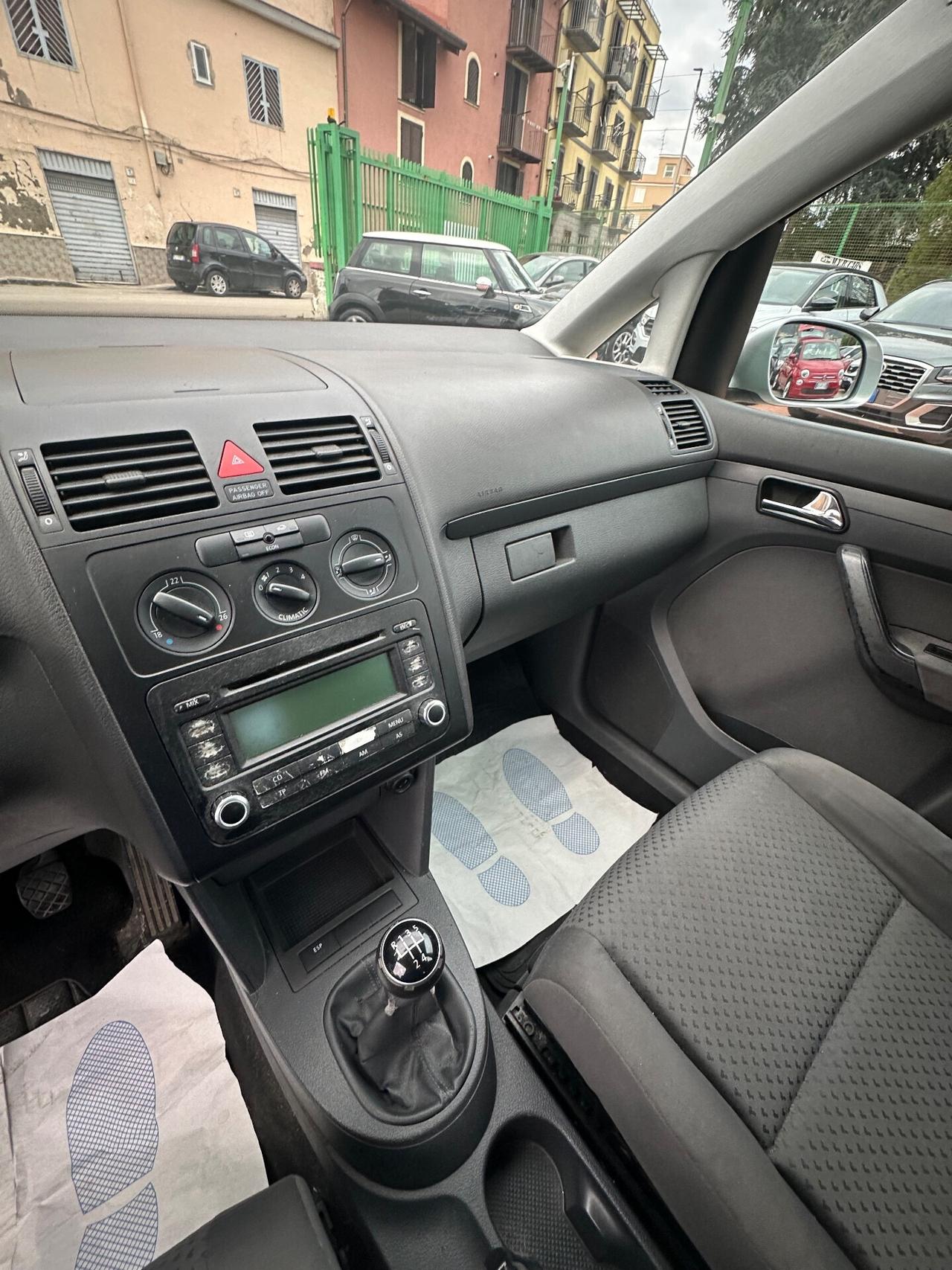 Volkswagen Touran 1.6 Trendline Bifuel G